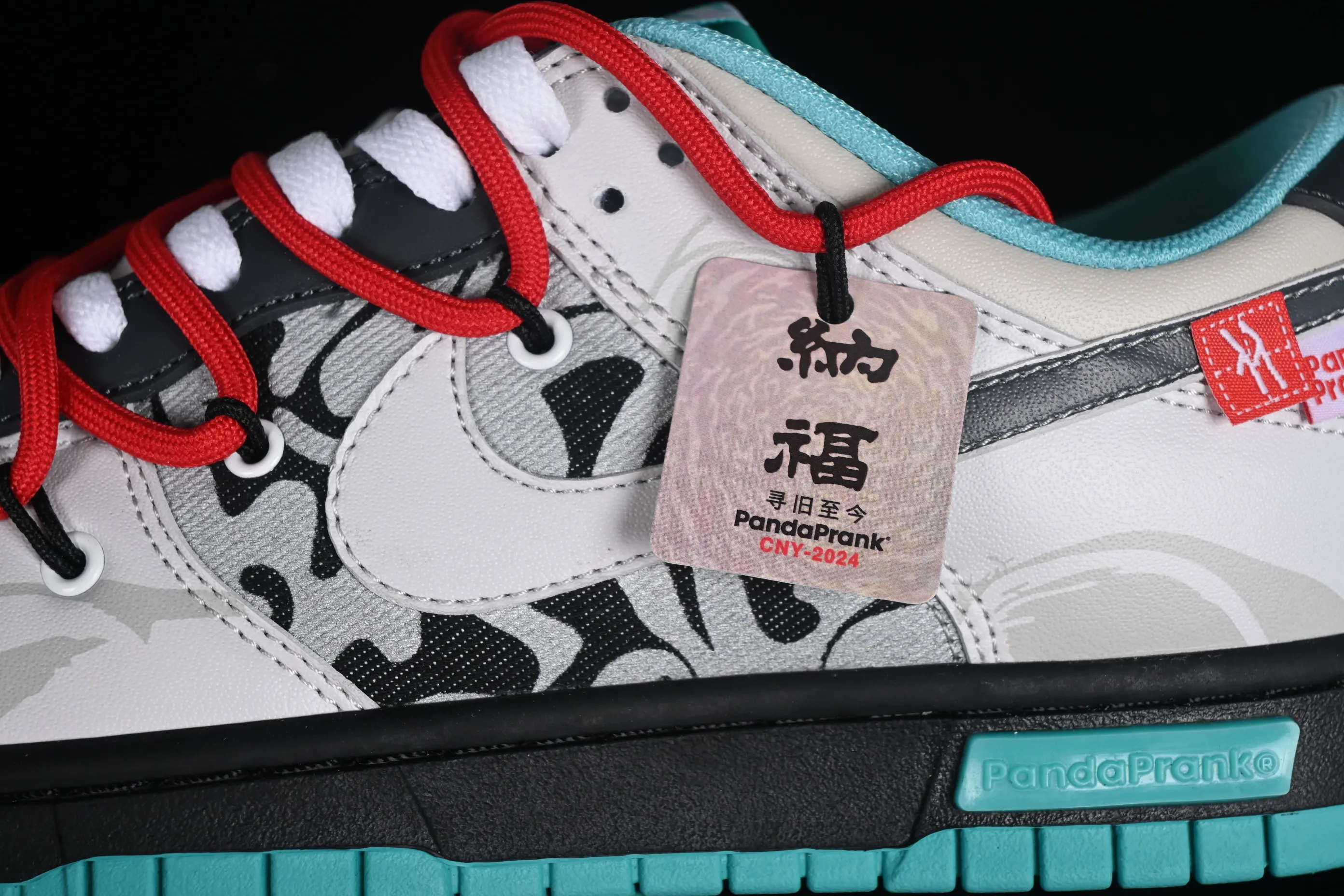 All categories Nk SB Dunk series Nk SB Dunk Low low-top sneakers Nk Dunk Low Panda Prank CNY Year of the Dragon Limited Edition Youlong Zeling Moyu Hongyun SB low-top casual sneakers DV0831-101